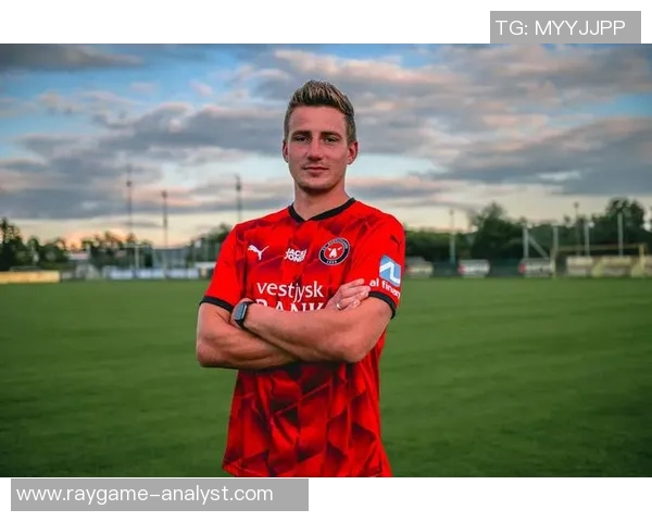 欧联杯惊天逆转波尔图6-2狂胜皇马引发全场震撼