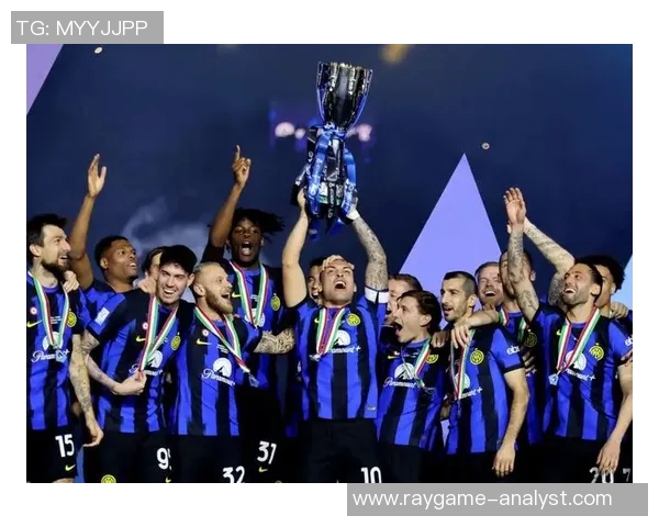 欧联杯精彩对决国米与曼城激战成和逆转瞬间引发全场热烈反响